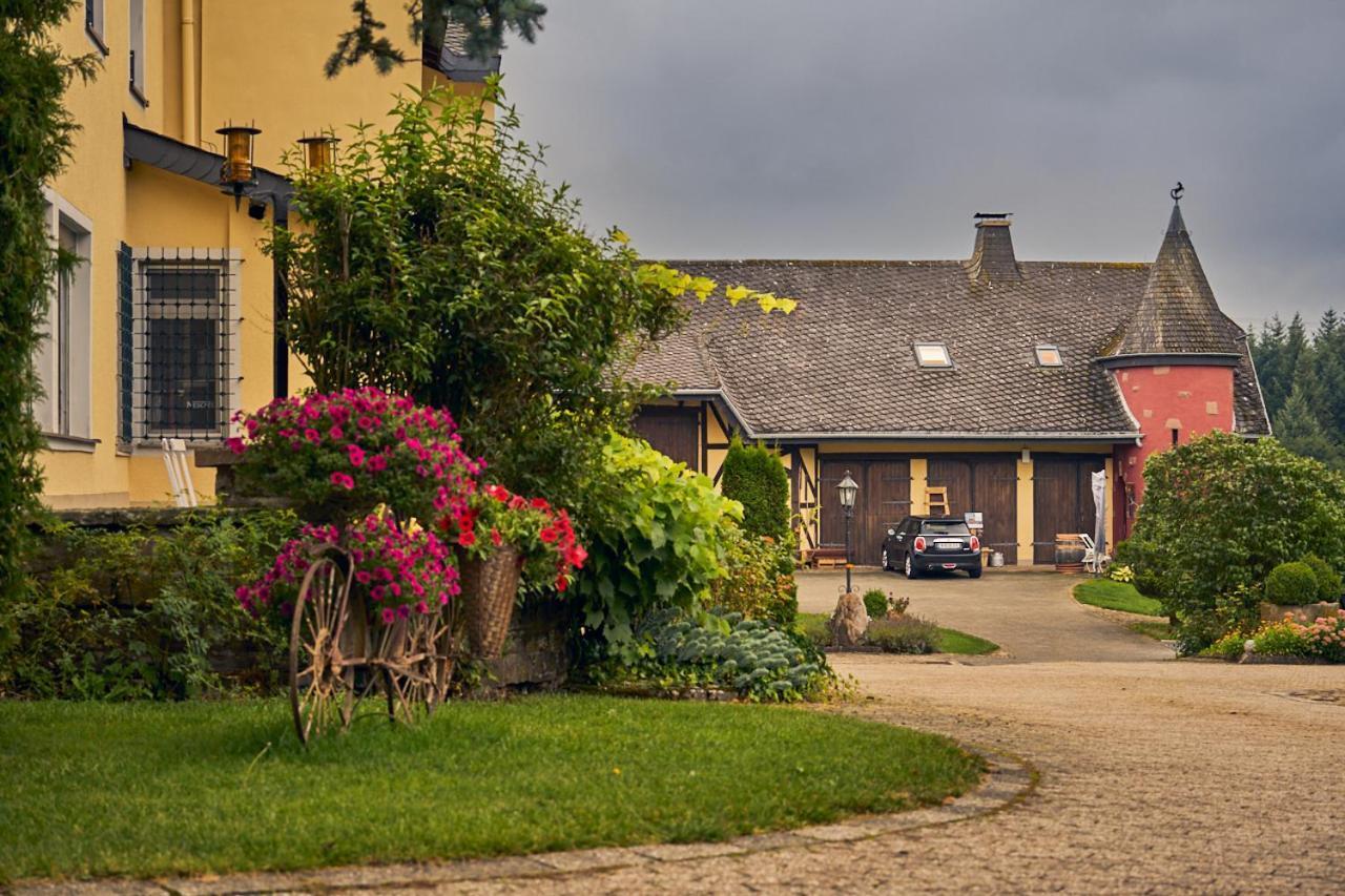 Hofgut Held Hotel Prüm Екстериор снимка