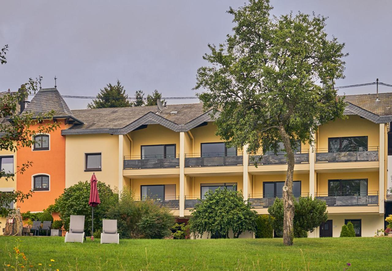 Hofgut Held Hotel Prüm Екстериор снимка